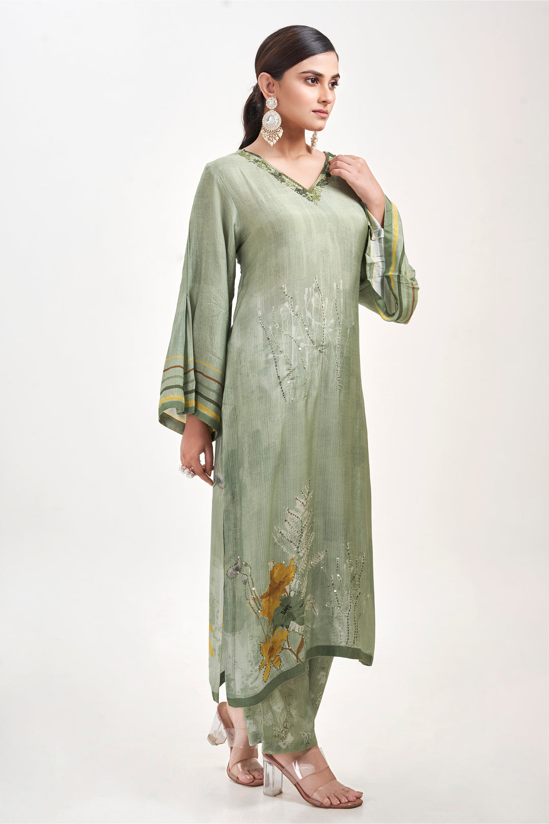 Floral Printed Kurta & Pant - Hand Embroidered - Set of 2 - Green - Muslin Silk