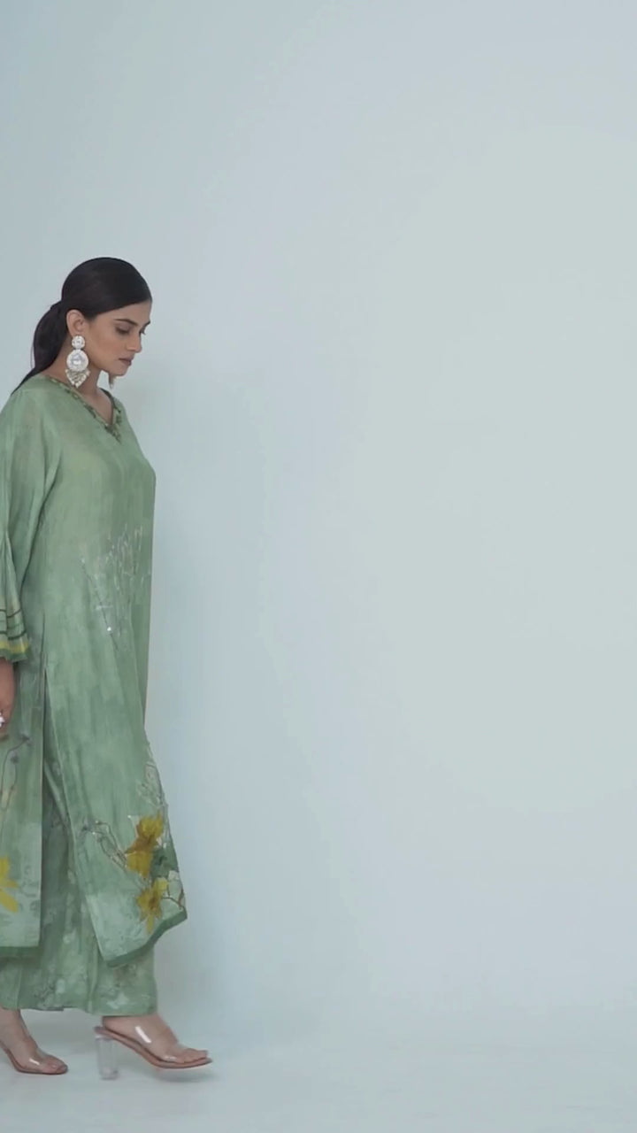Floral Printed Kurta & Pant - Hand Embroidered - Set of 2 - Green - Muslin Silk