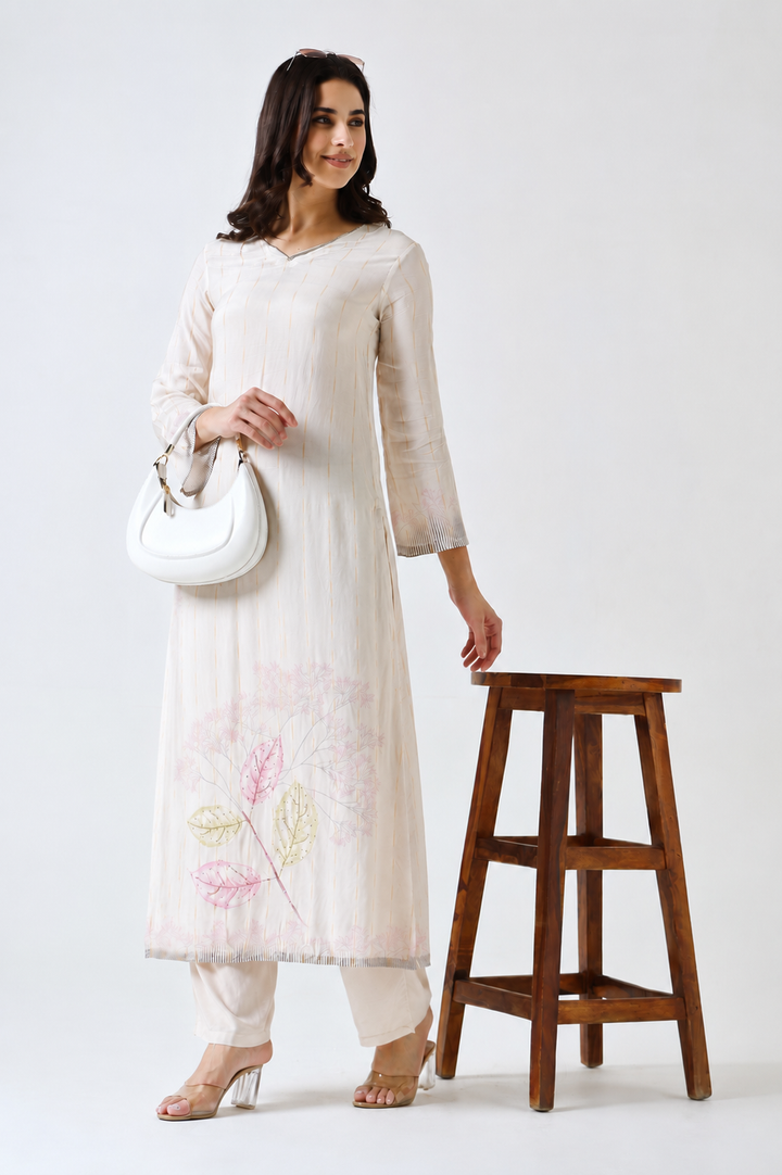 Printed Muslin Silk Kurta & Pant – Embroidered – Set of 2 – Off White