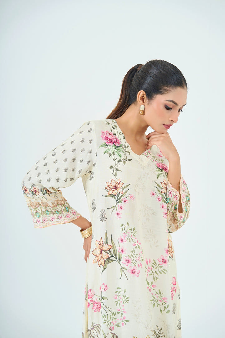 Printed Muslin Silk Kurta &amp; Pant Set – Hand Embroidered - Off-White