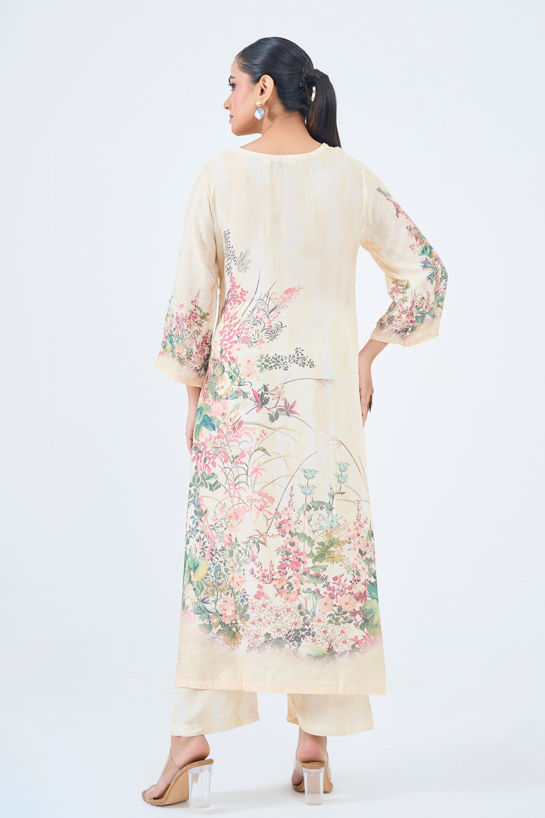 Printed Muslin Silk Kurta &amp; Pant Set - Hand Embroidered – Off White