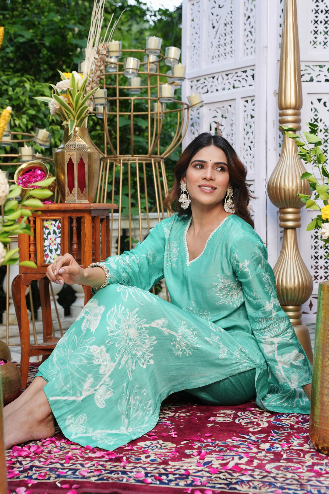 Floral Printed Kurta & Pant - Hand Embroidered - Set of 2 - Green - Muslin Silk