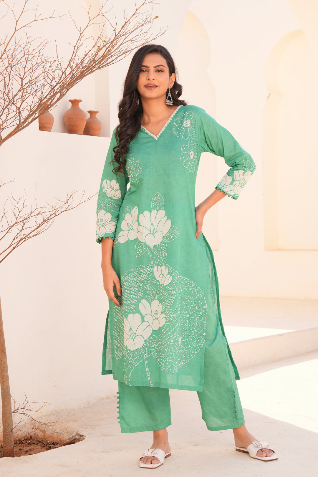 Printed Cotton Kurta & Pant - Hand Embroidered- Set of 2 - Green