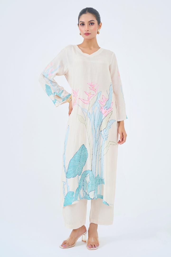 Printed Muslin Silk Kurta &amp; Pant – Hand Embroidered – Set of 2 – Off White