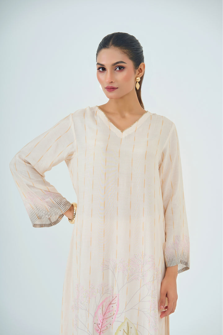Printed Muslin Silk Kurta &amp; Pant – Embroidered – Set of 2 – Off White