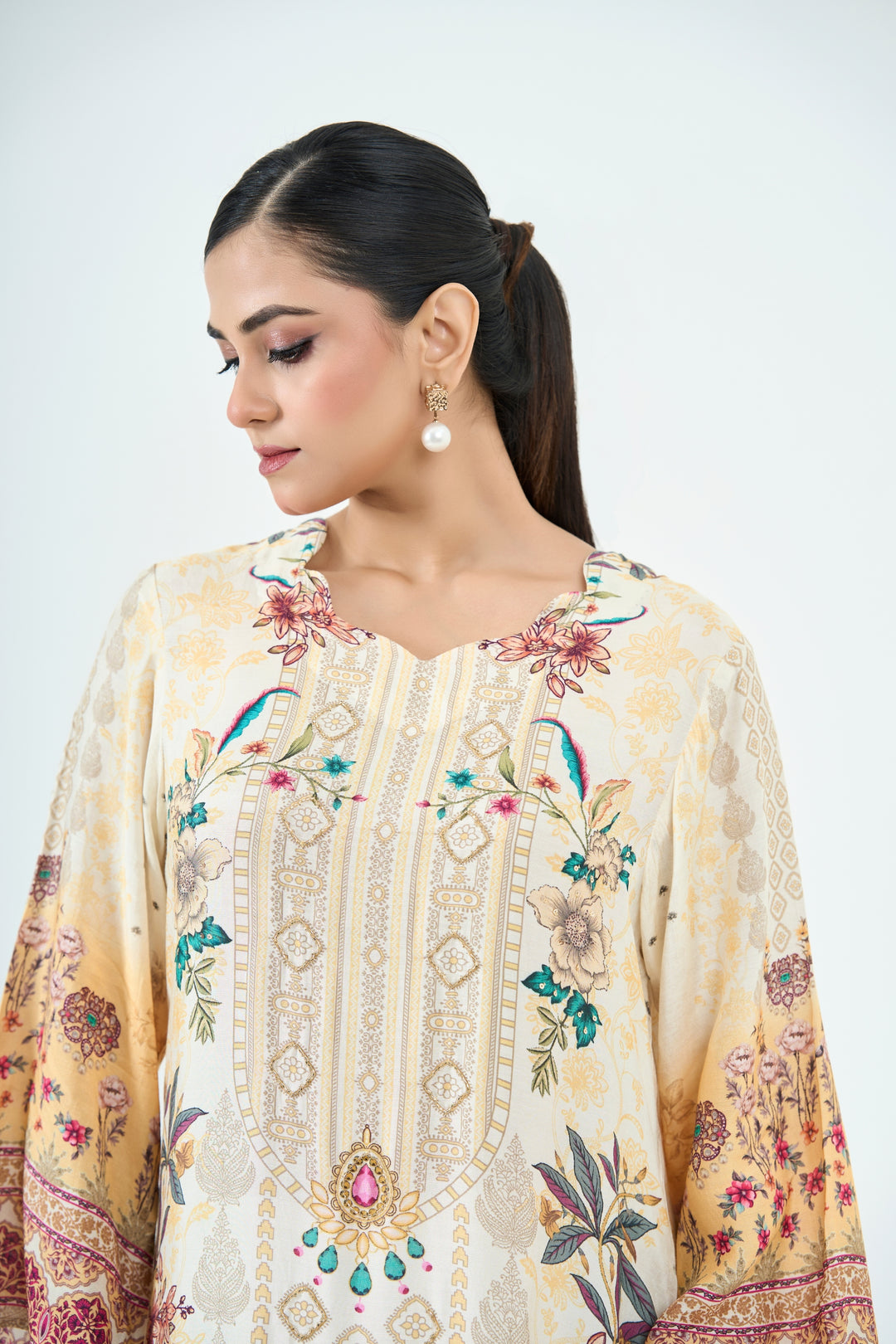 Floral Printed Muslin Silk Kurta &amp; Pant Set – Hand Embroidered - Ivory Yellow
