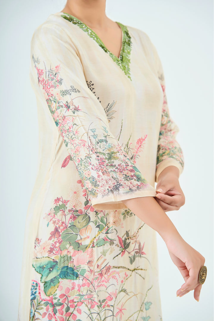 Printed Muslin Silk Kurta &amp; Pant Set - Hand Embroidered – Off White