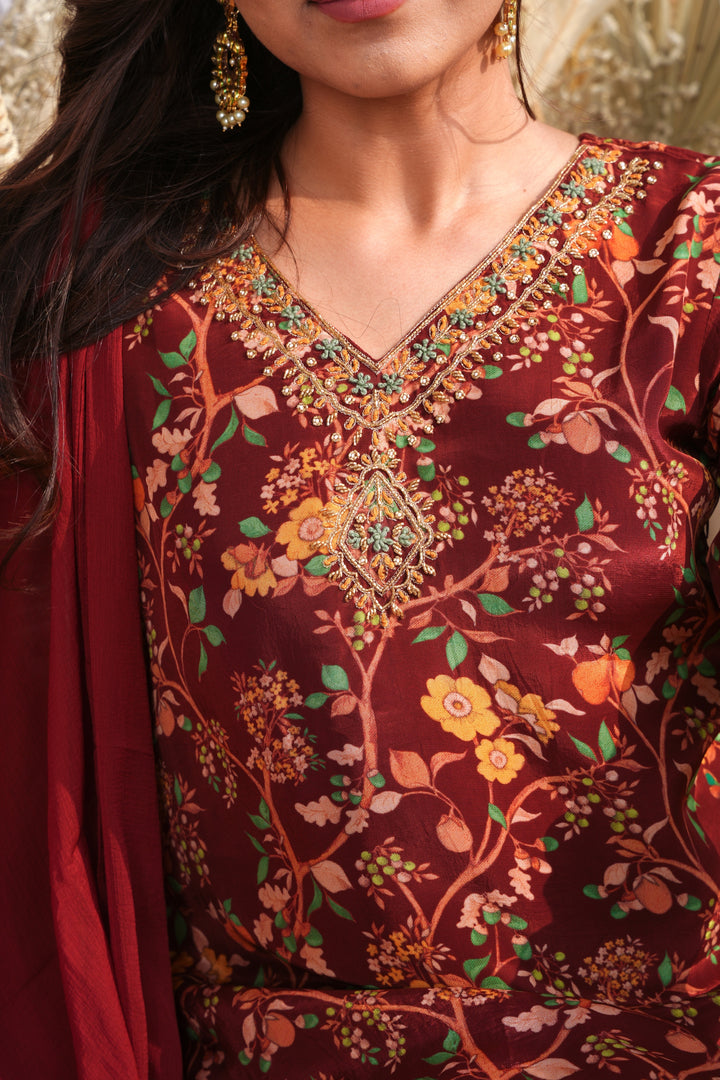 WOMEN'S FLORAL PRINTED - DABKA, DOREE & CUTDANA EMBROIDERED - STRAIGHT KURTA, PANT SET OF 3 - BROWN