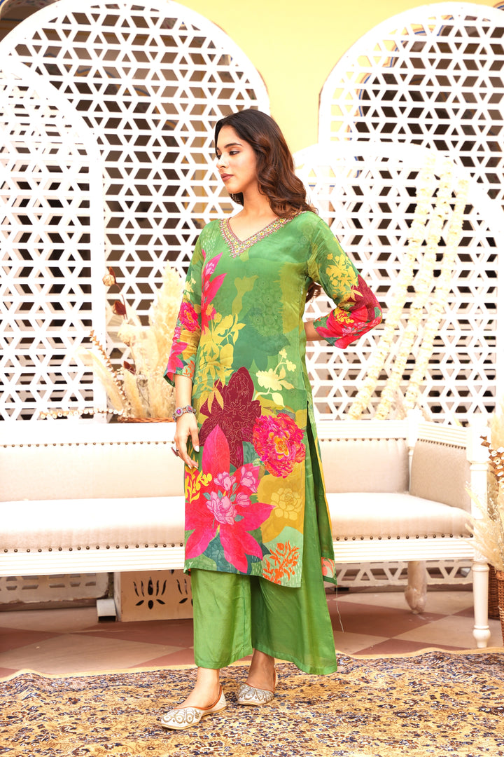 WOMEN'S FLORAL PRINTED - DABKA, DOREE, PEARL & CUTDANA EMBROIDERED - STRAIGHT KURTA, PANT SET OF 2 - GREEN