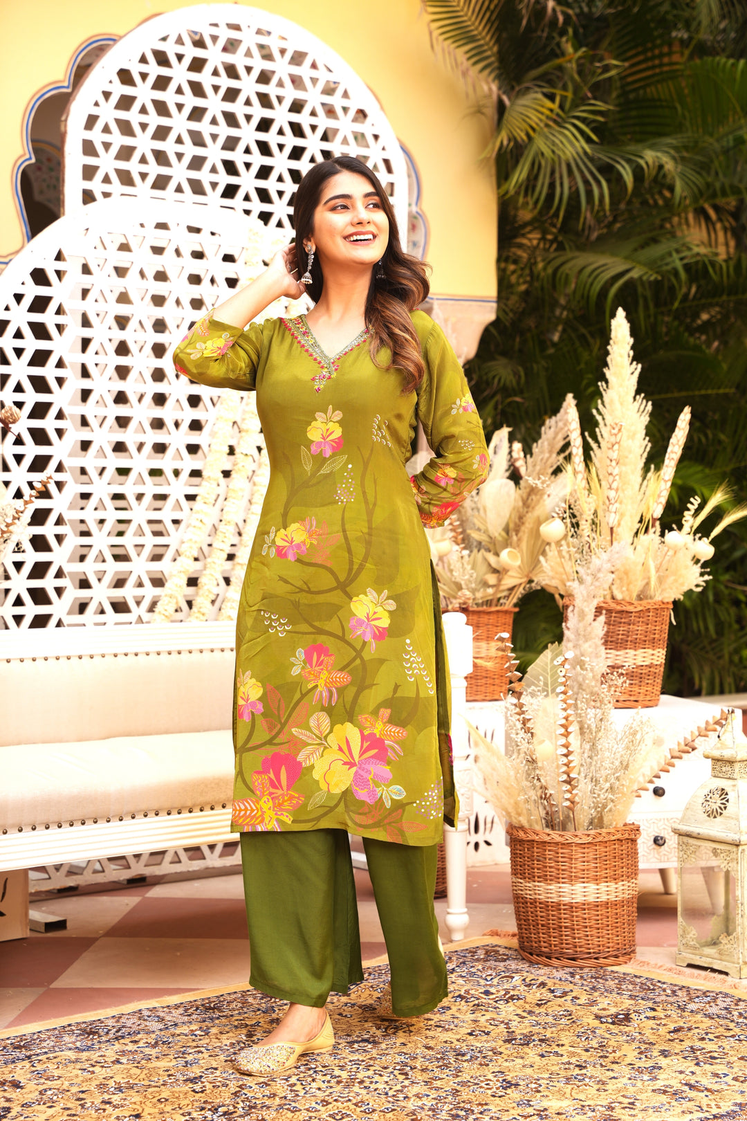 WOMEN'S FLORAL PRINTED - DABKA, DOREE, PEARL & CUTDANA EMBROIDERED - STRAIGHT KURTA, PANT SET OF 2 - GREEN