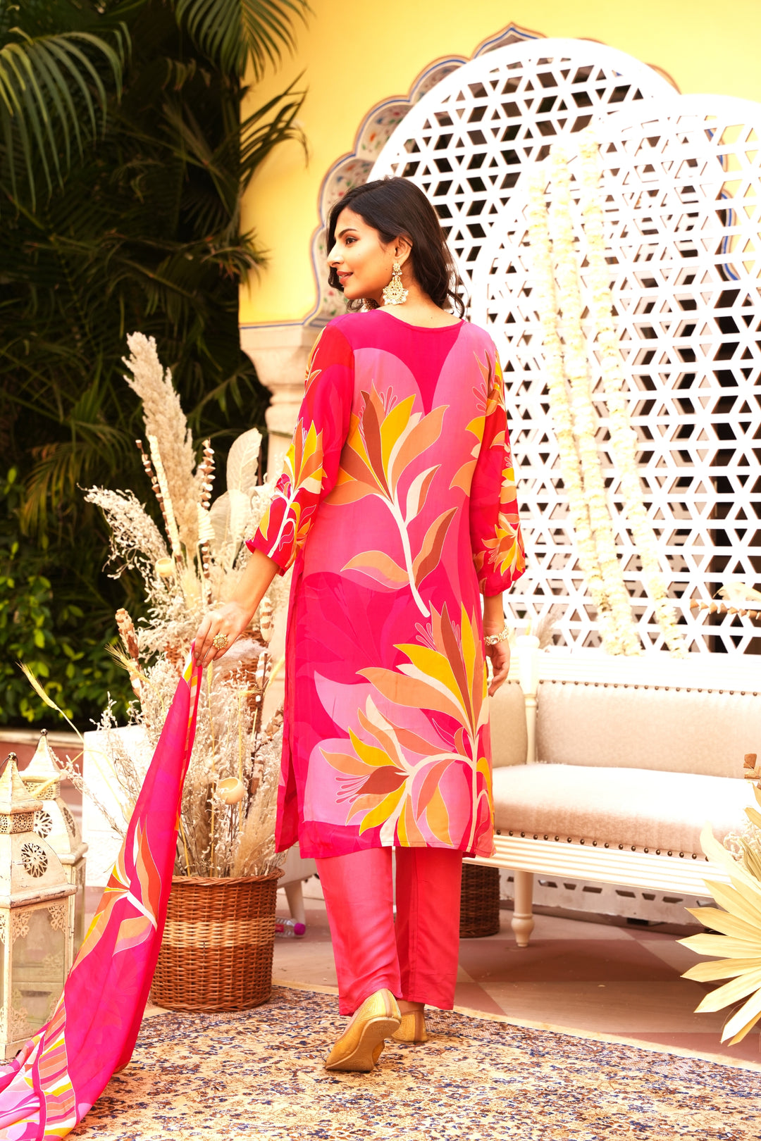 WOMEN'S FLORAL PRINTED - DABKA, DOREE, PEARL & CUTDANA EMBROIDERED - STRAIGHT KURTA, PANT SET OF 3 - PINK