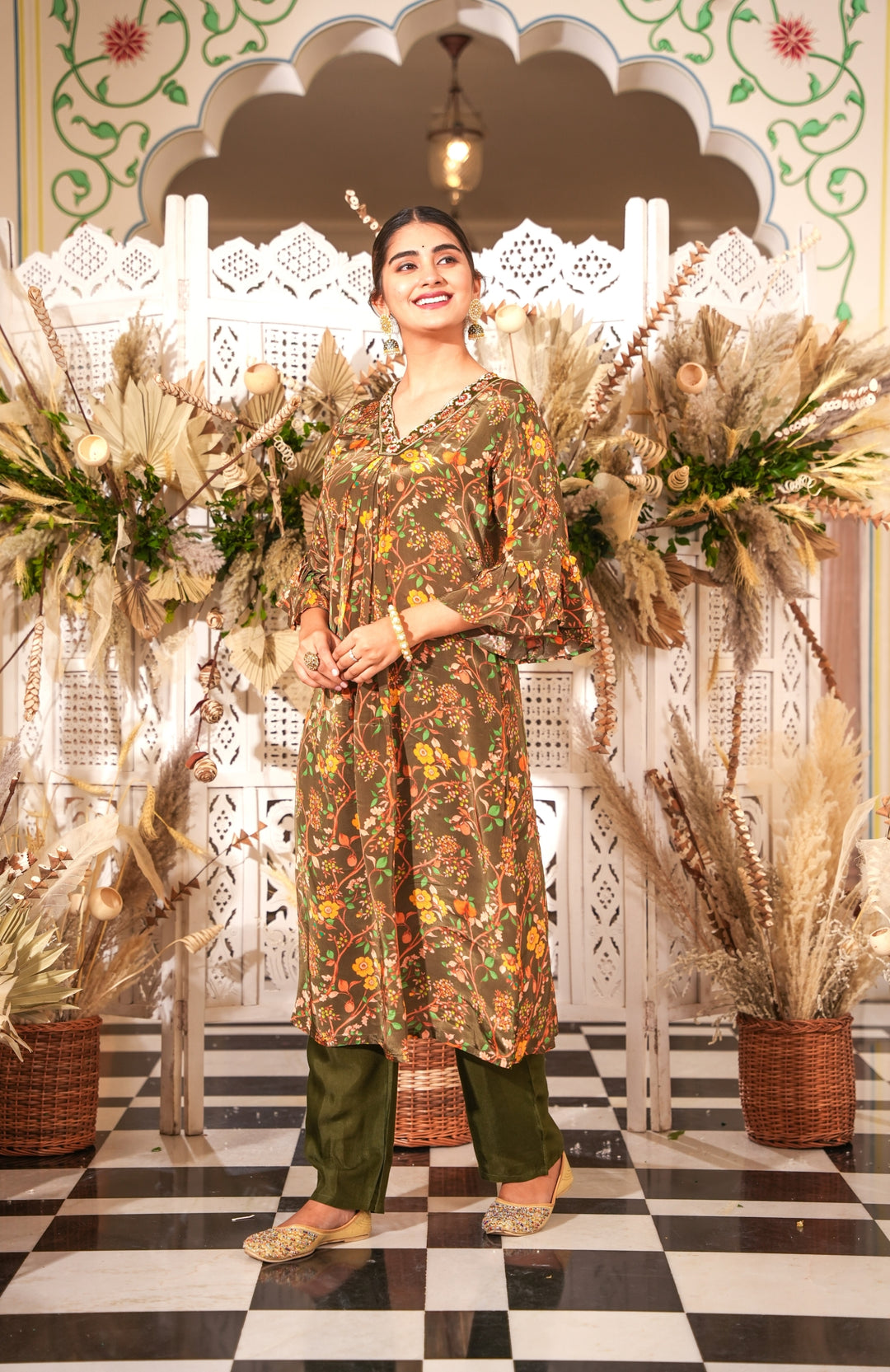 WOMEN'S FLORAL PRINTED - DABKA, PEARL & CUTDANA EMBROIDERED - STRAIGHT KURTA, PANT SET OF 2 - MEHENDI GREEN