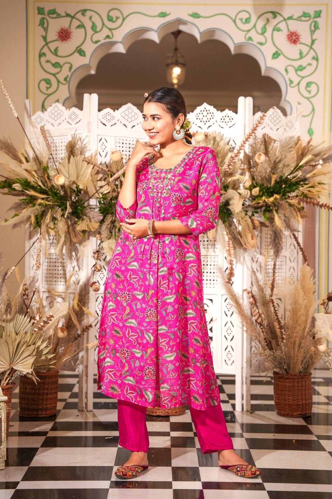 WOMEN'S FLORAL PRINTED - DABKA, SEQUIN & CUTDANA EMBROIDERED - STRAIGHT KURTA, PANT SET OF 2 - RANI PINK