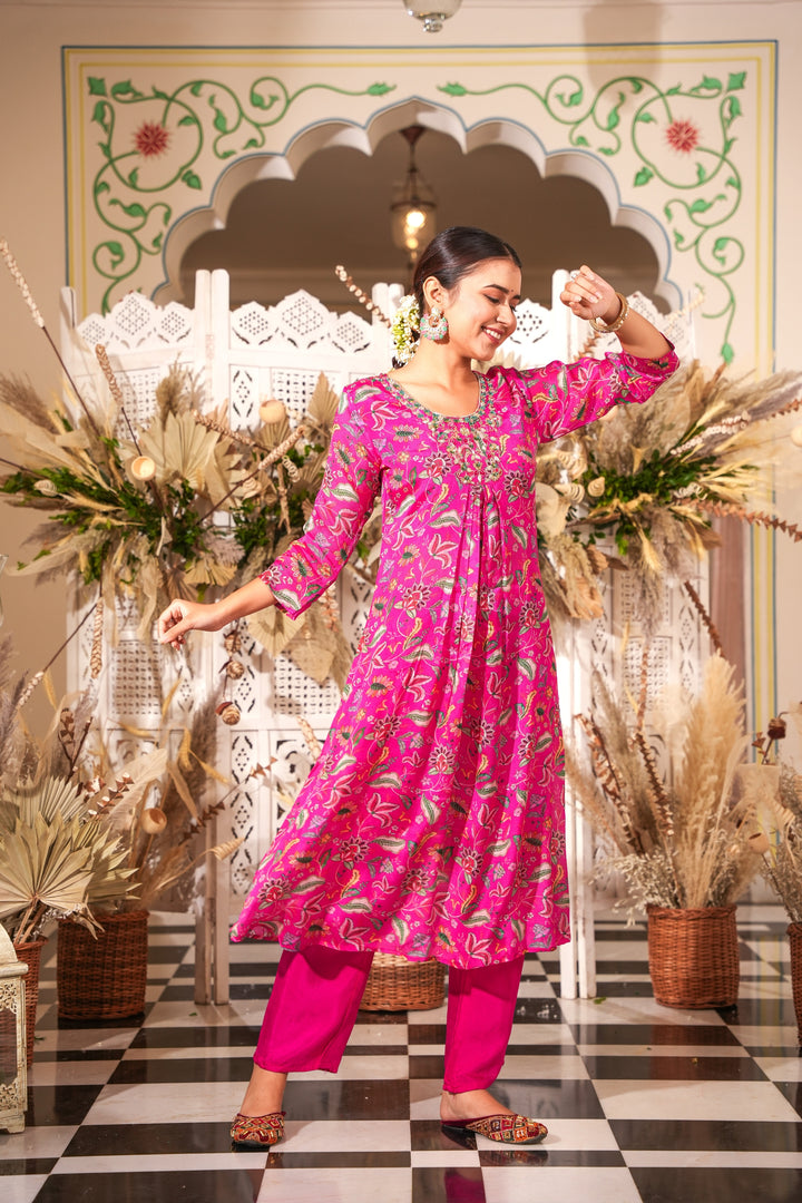 WOMEN'S FLORAL PRINTED - DABKA, SEQUIN & CUTDANA EMBROIDERED - STRAIGHT KURTA, PANT SET OF 2 - RANI PINK