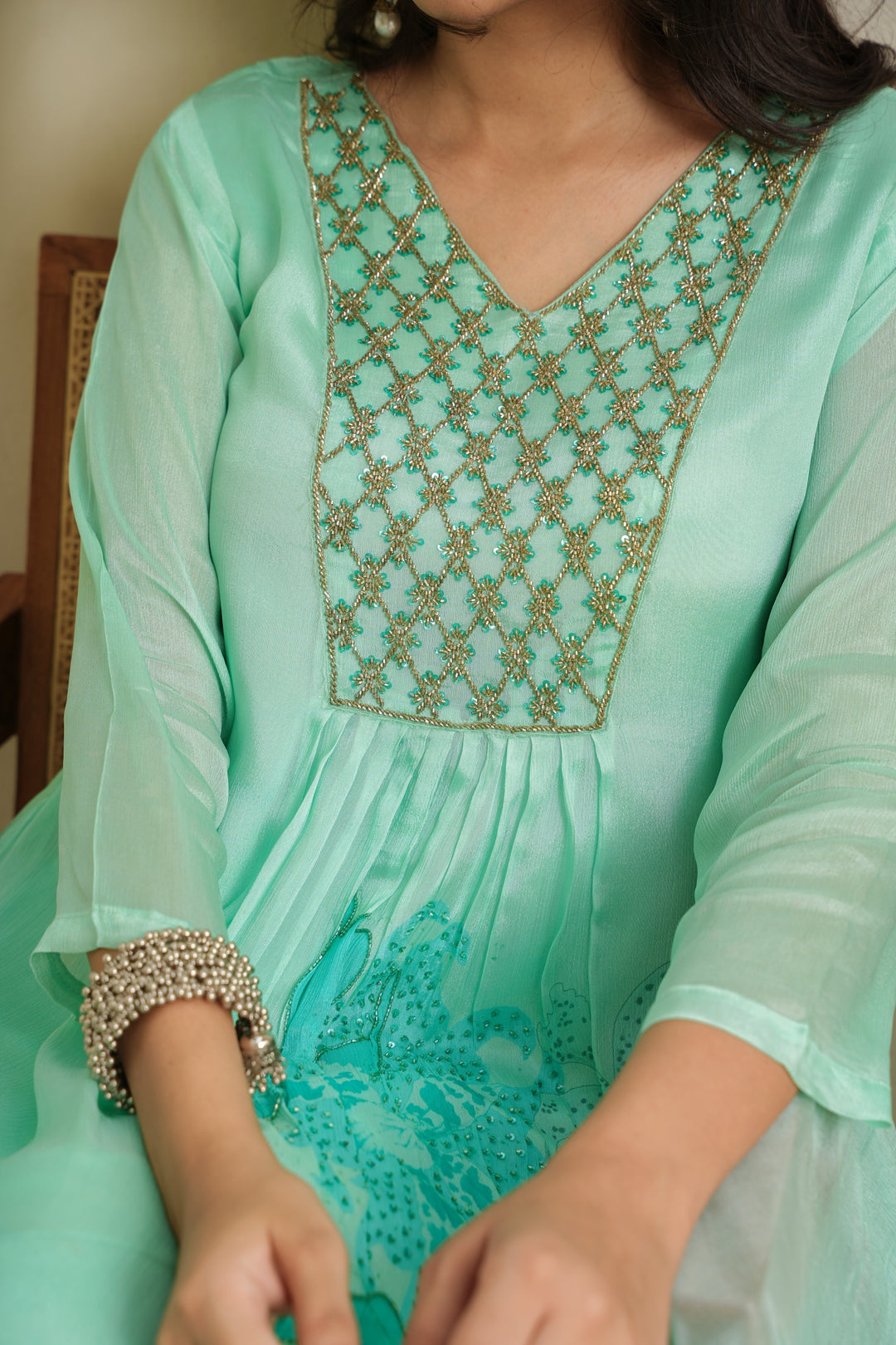 FLORAL PRINTED KURTA & PANT PAIRED WITH A DUPATTA - HAND EMBROIDERED - SET OF 3 - AQUA GREEN