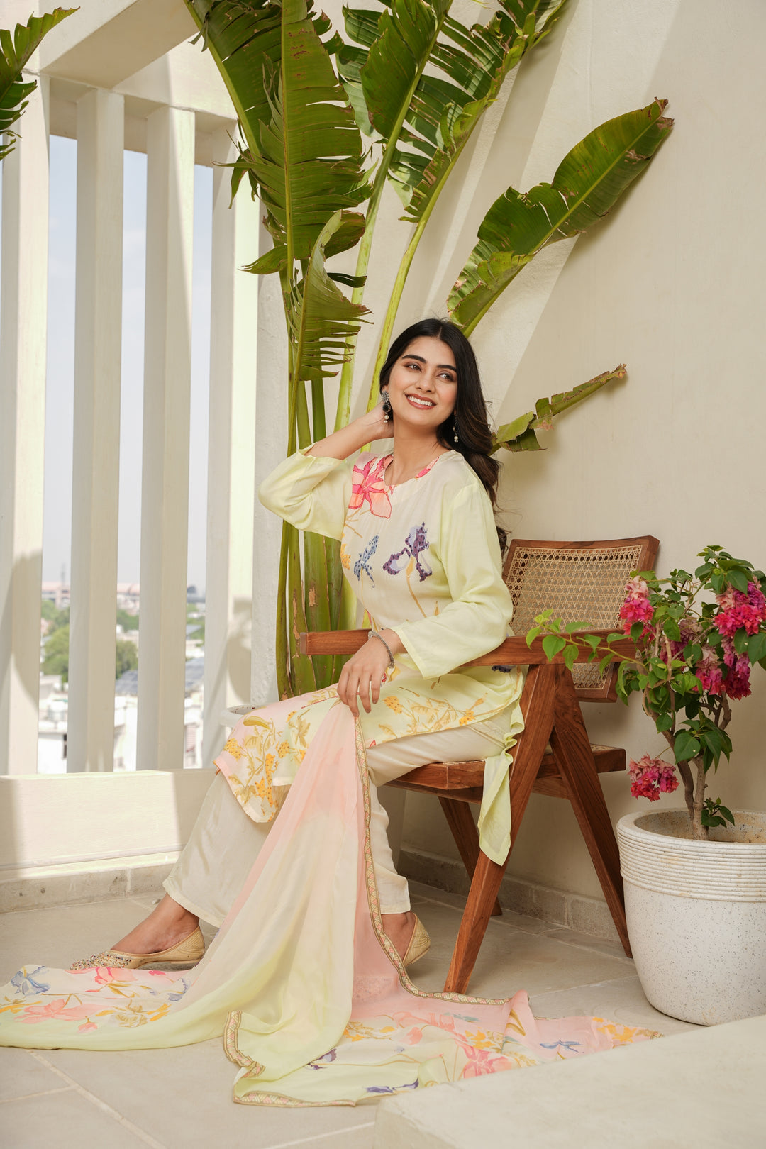 FLORAL PRINTED KURTA & PANT PAIRED WITH A DUPATTA - HAND EMBROIDERED - SET OF 3 - PISTA