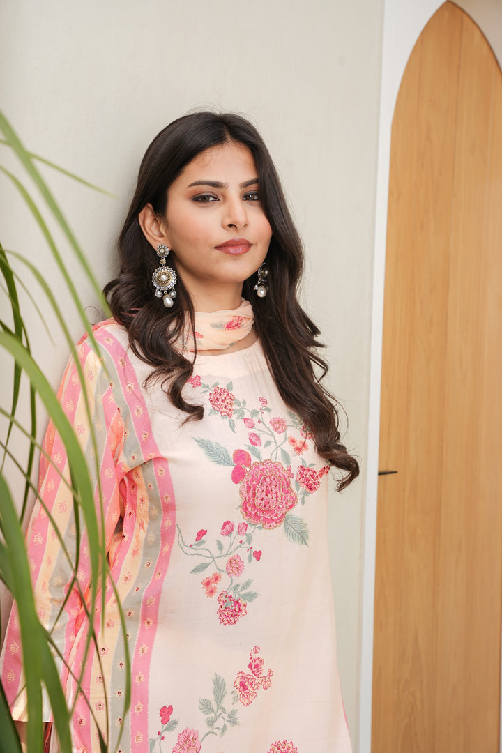 FLORAL PRINTED KURTA & PANT PAIRED WITH A DUPATTA - HAND EMBROIDERED - SET OF 3 - PEACH