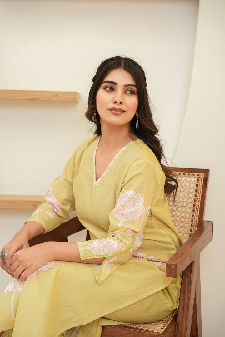 FLORAL PRINTED COTTON KURTA & PANT - HAND EMBROIDERED - SET OF 2 - LIME GREEN