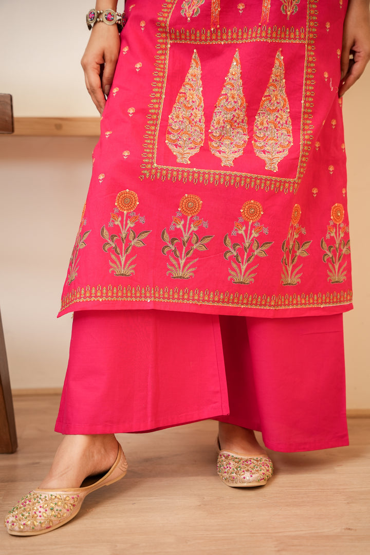 PRINTED COTTON KURTA & PANT PAIRED WITH A DUPATTA - HAND EMBROIDERED - SET OF 3 - RANI PINK