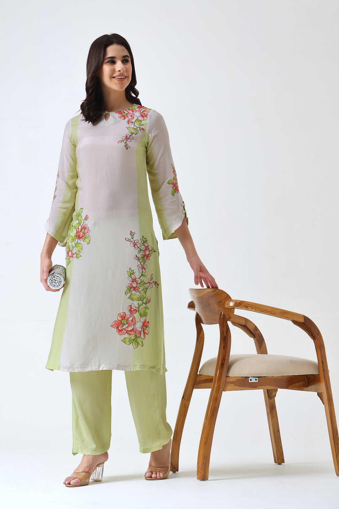 Printed Muslin Silk Kurta & Pant – Embroidered – Set of 2 – Lime Green