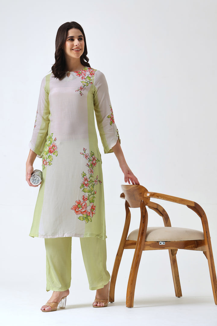 Printed Muslin Silk Kurta & Pant – Embroidered – Set of 2 – Lime Green
