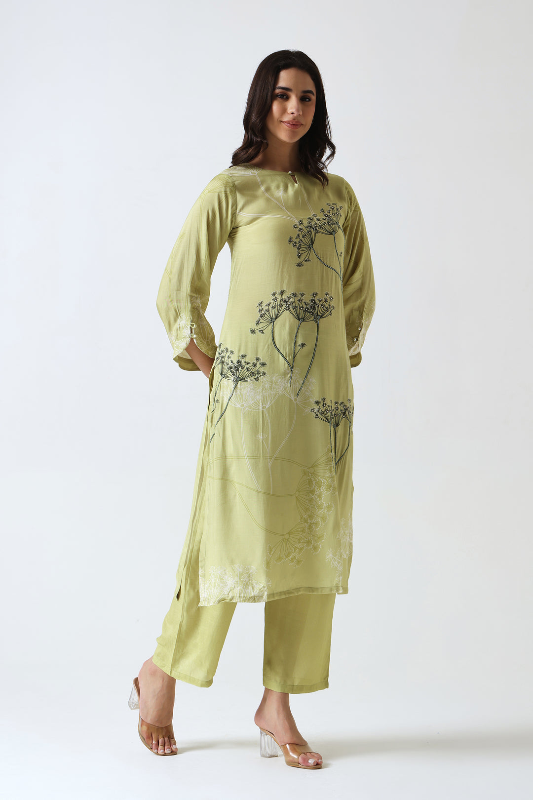 Printed Muslin Silk Kurta & Pant – Embroidered – Set of 2 – Green