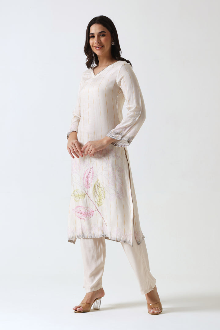 Printed Muslin Silk Kurta & Pant – Embroidered – Set of 2 – Off White