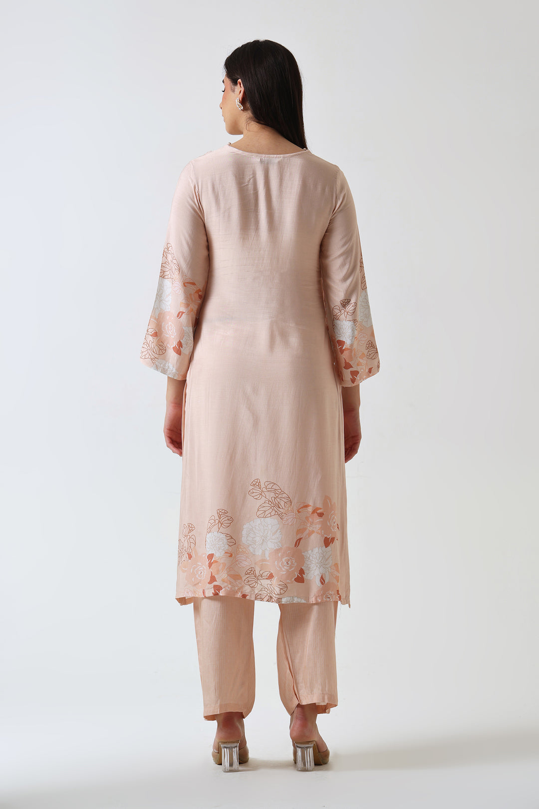 Printed Muslin Silk Kurta & Pant – Embroidered – Set of 2 – Peach