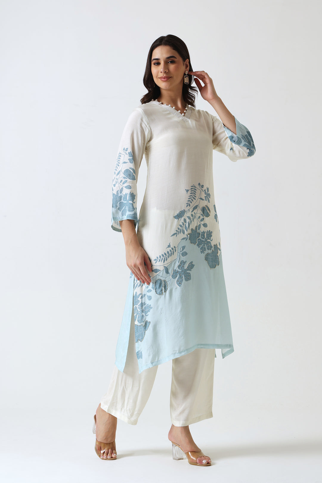 Printed Muslin Silk Kurta & Pant – Embroidered – Set of 2 – Off White