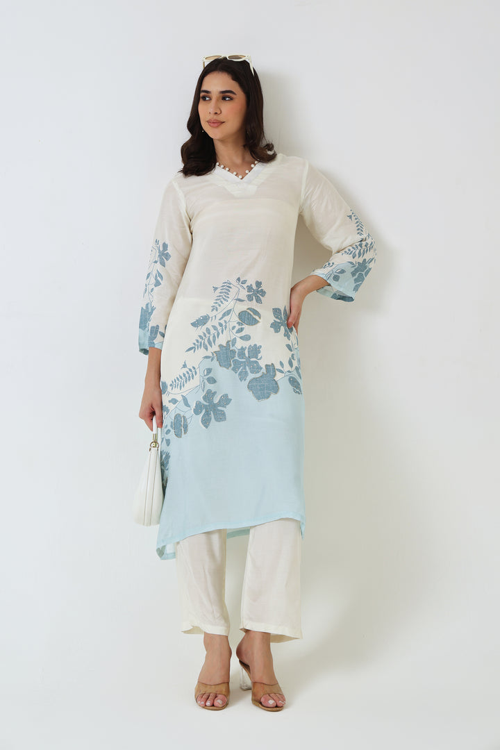 Printed Muslin Silk Kurta & Pant – Embroidered – Set of 2 – Off White
