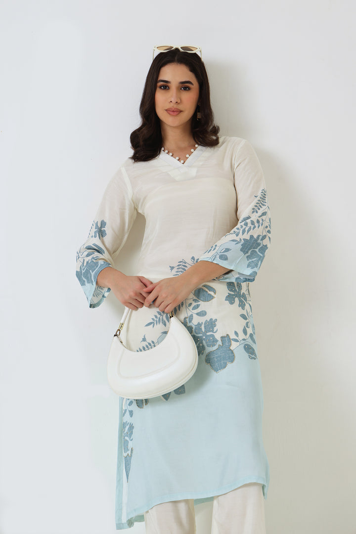 Printed Muslin Silk Kurta & Pant – Embroidered – Set of 2 – Off White