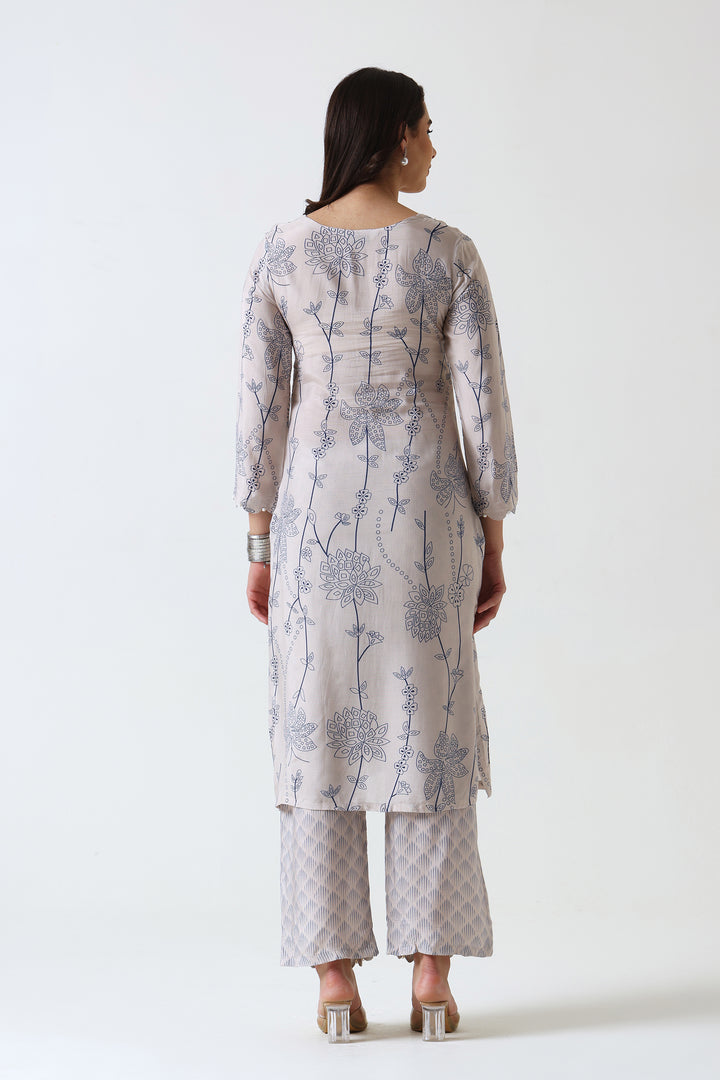 Printed Muslin Silk Kurta & Pant – Embroidered – Set of 2 – Misty Grey