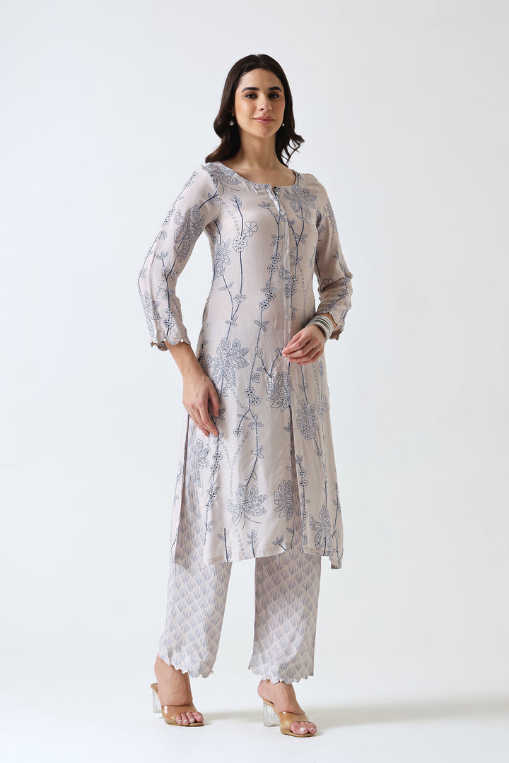 Printed Muslin Silk Kurta & Pant – Embroidered – Set of 2 – Misty Grey