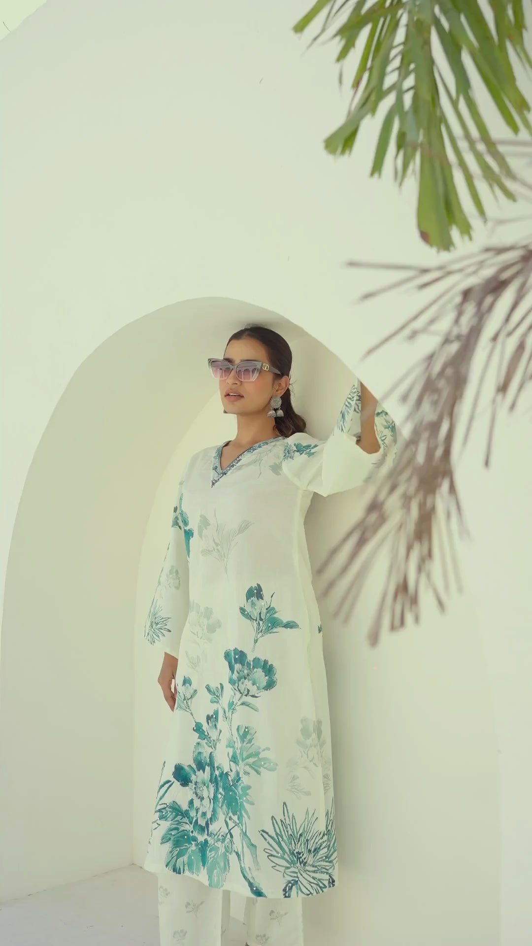 Printed Cotton Kurta & Pant - Hand Embroidered - Set of 2 - Off White